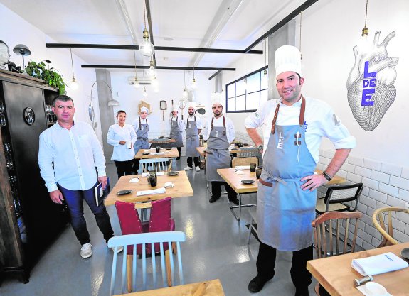 7/9/2016. RESTAURANTE LOCAL DE ENSAYO